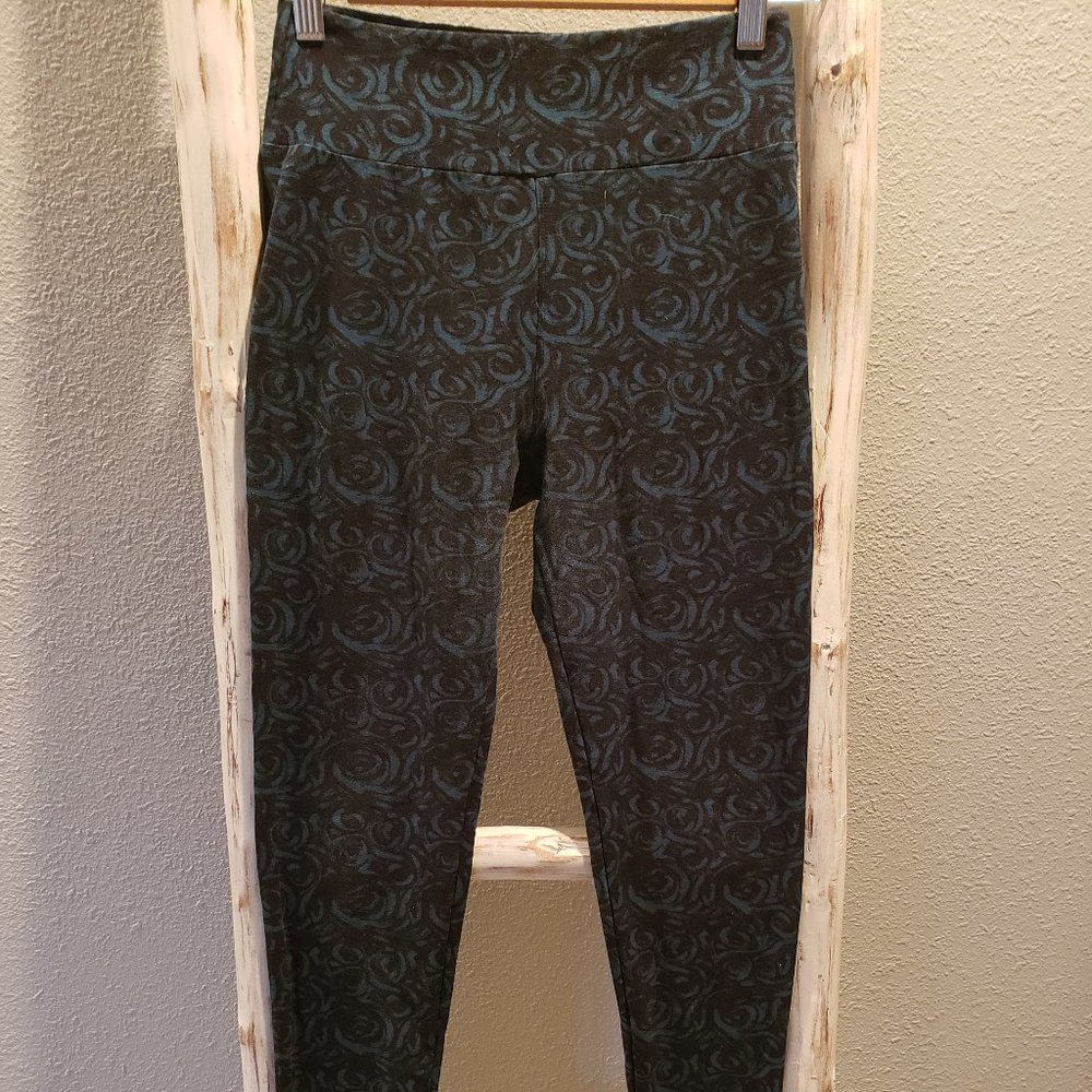 LuLaRoe Green and Black Design Leggings